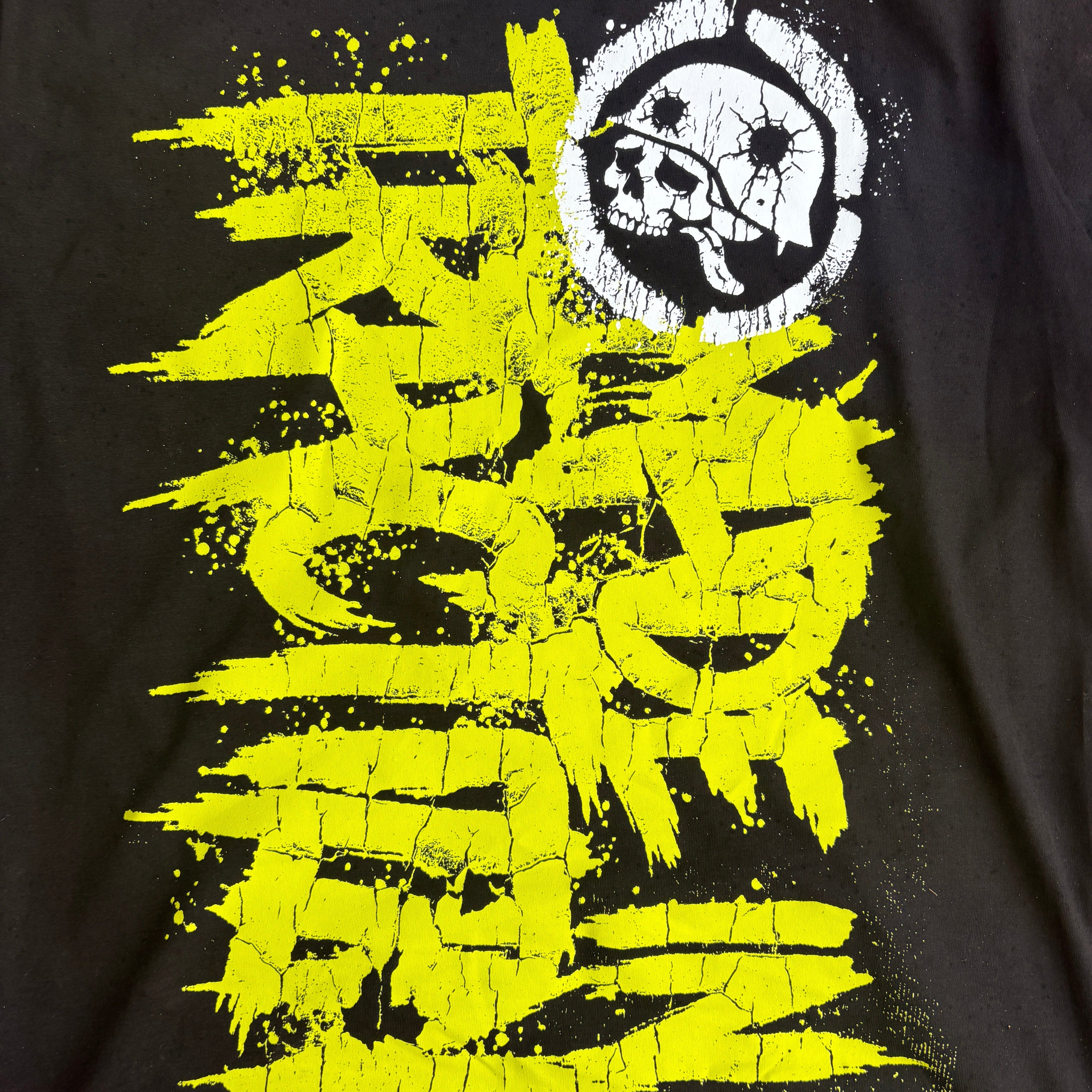 CAMISETA REGULAR “MADE IN TRACTION LEMON” RELEITURA METAL MULISHA ALGODÃO PENTEADO (AUTENTICA) (Cópia)