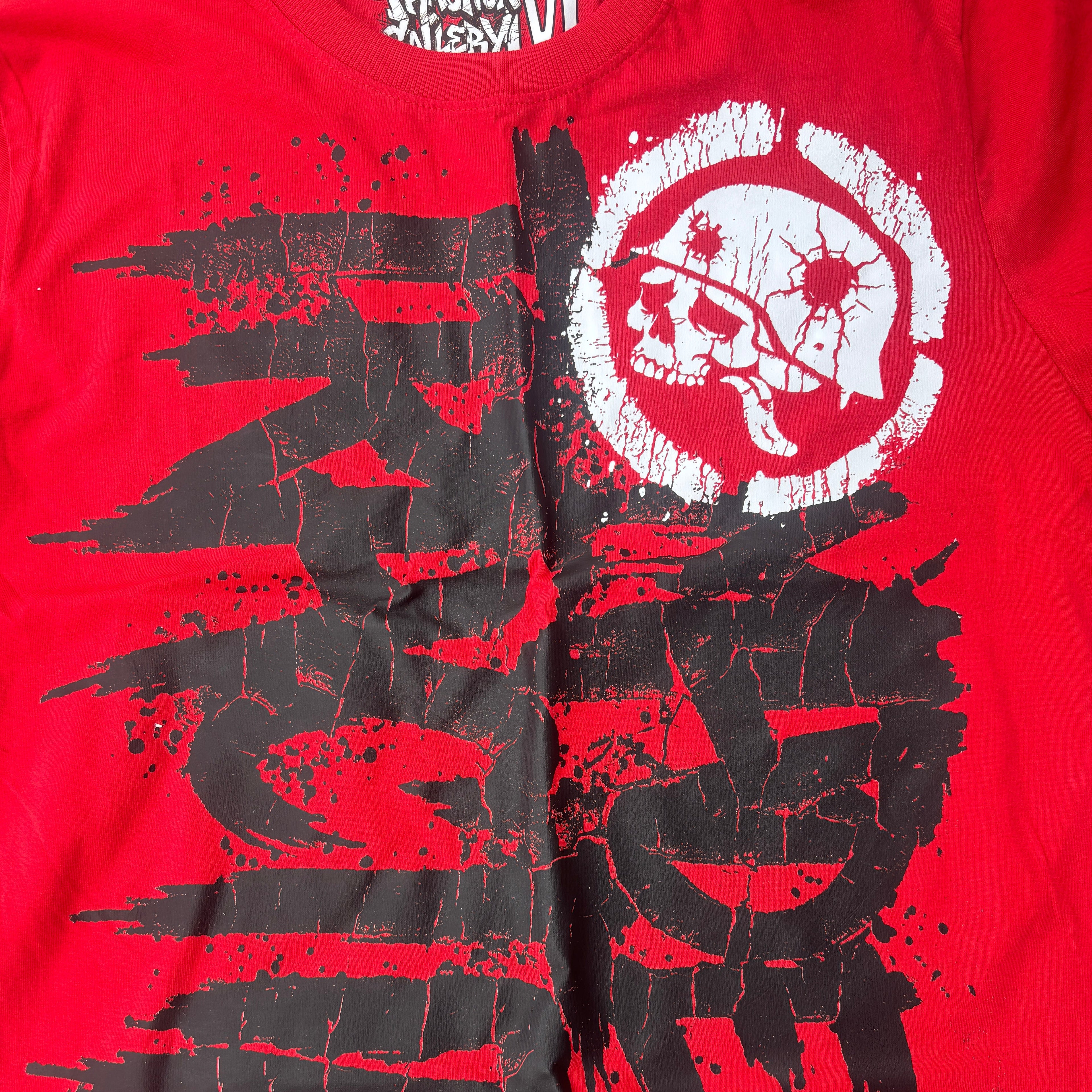 CAMISETA REGULAR “MADE IN TRACTION” RELEITURA METAL MULISHA ALGODÃO PENTEADO (AUTENTICA)