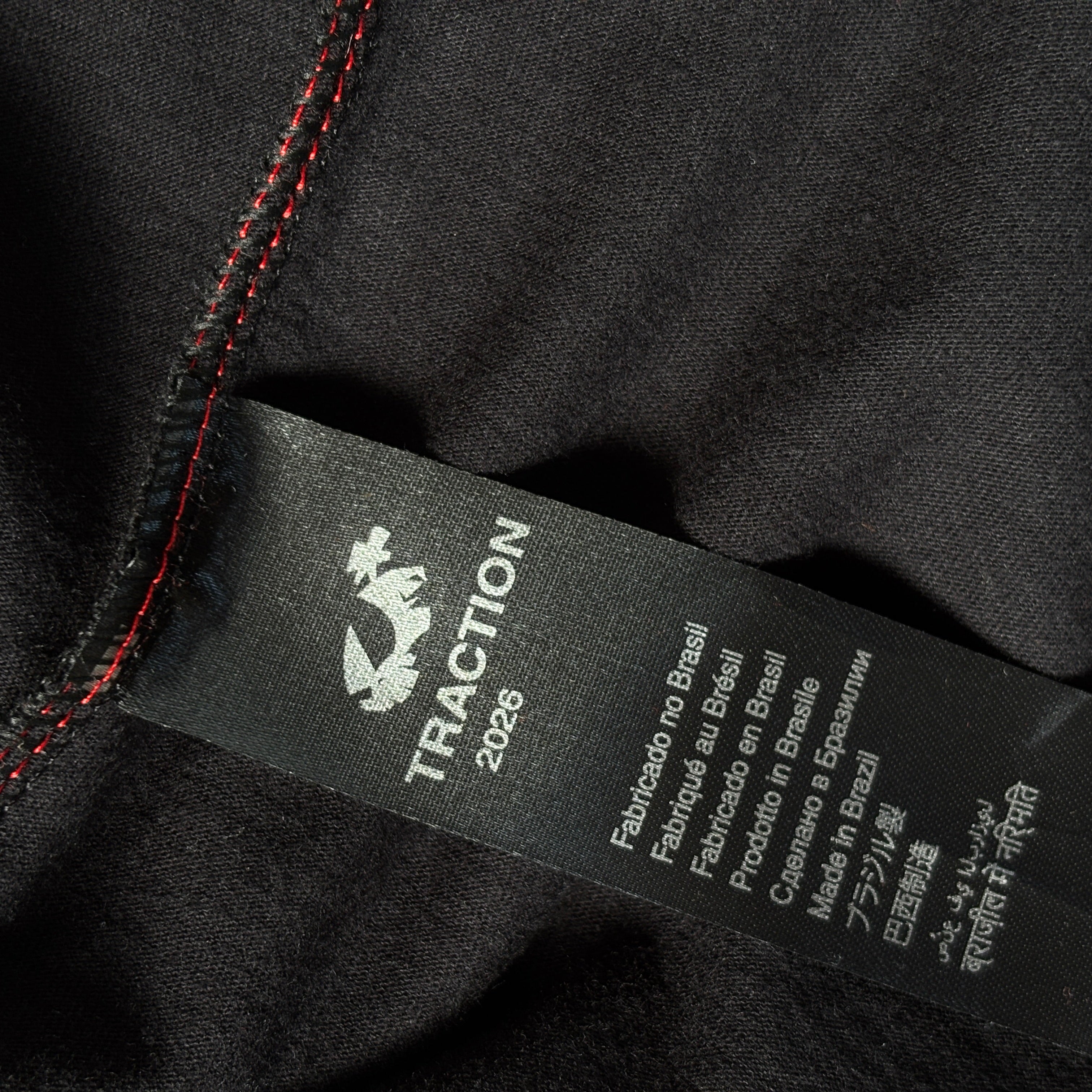 (PRÉ VENDA) CAMISETA REGULAR “TRACTION FOKS ENERGY” RELEITURA Monstro não nos processe por favor